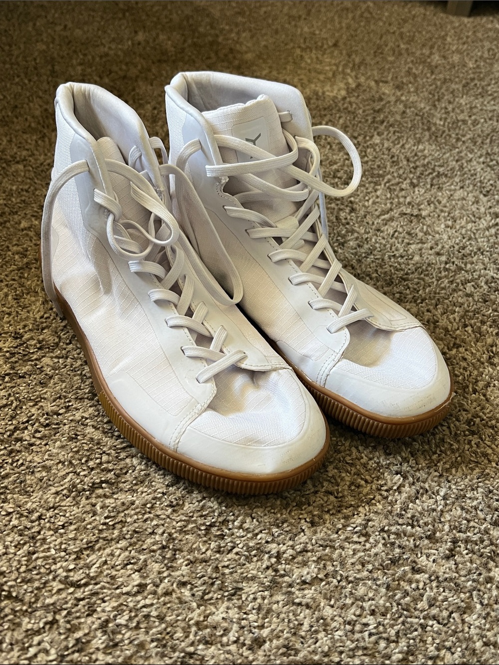 Flux Adapt High Top Trainer white and gum shoes